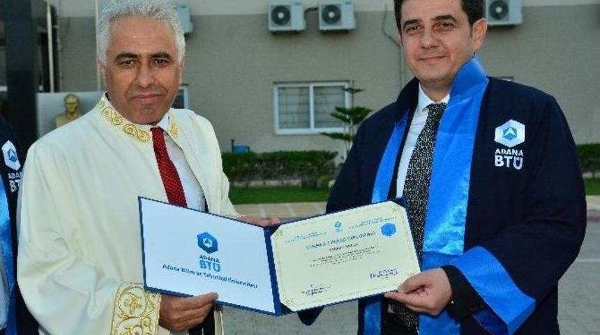 Kulak&rsquo;ın Diploma Sevinci