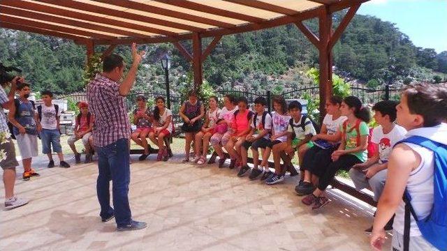 Marmaris&rsquo;te &Ouml;ğrencilere &Ccedil;evre Bilinci Aşılandı 1