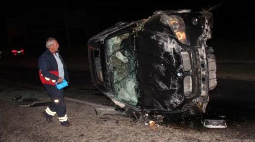 Kaza Yerinde Kaybolan Cep Telefonunu Aradı