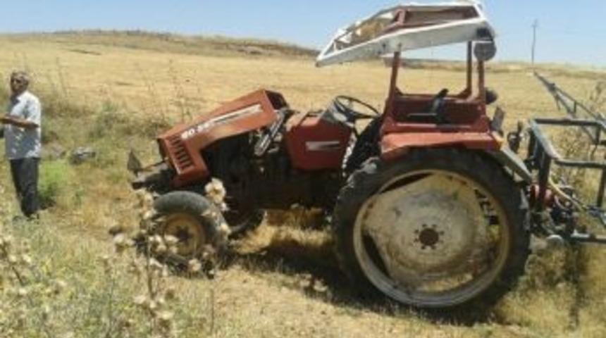 Ergani&rsquo;de Trakt&ouml;r Devrildi: 1 Yaralı