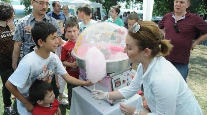 Engelli &Ccedil;ocuklar Yaz Şenliğinde Doyasıya Eğlendi