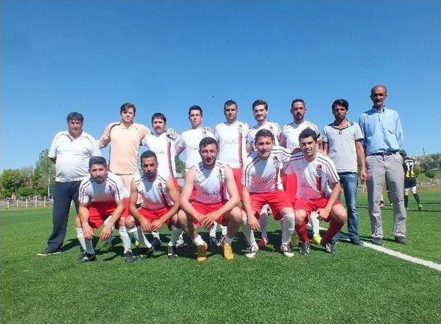 Malazgirt Stadı Dostlukla A&ccedil;ıldı 1