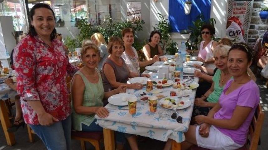 Chp&rsquo;li Kadınlar Kahvaltıda Buluştu