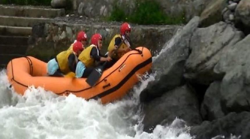 Fırtına Deresi'ndeki Rafting Avrupa Kupası Sona Erdi