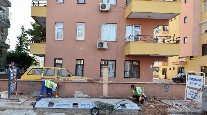Muratpaşa Belediyesi&rsquo;nden Her Mahalleye Yer Altı &Ccedil;&ouml;p Konteynırı