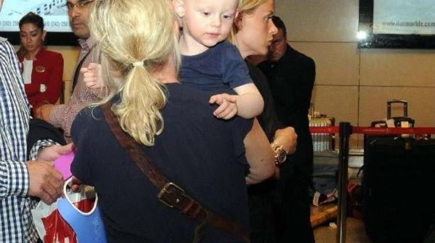 Simon Kjaer Fenerbah&ccedil;e I&ccedil;in İstanbul&rsquo;Da