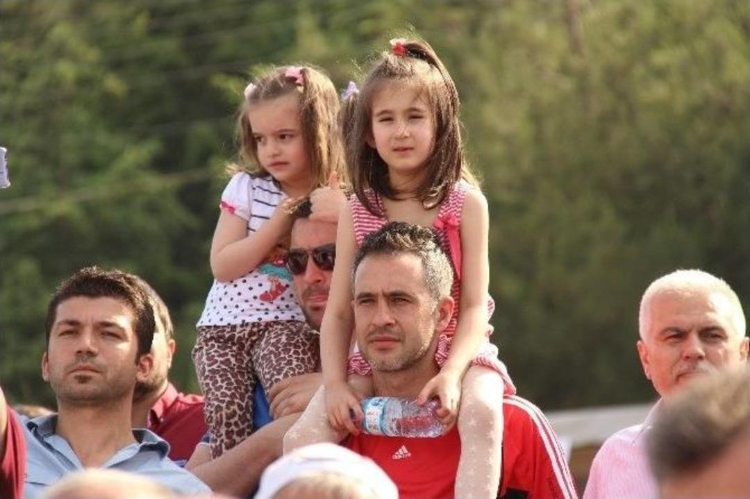 Balkan T&uuml;rkleri Derneği&rsquo;nden Pilav G&uuml;n&uuml;