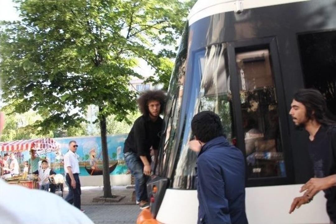 Eskişehir&rsquo;de Hayvan Hakları Eyleminde Olay