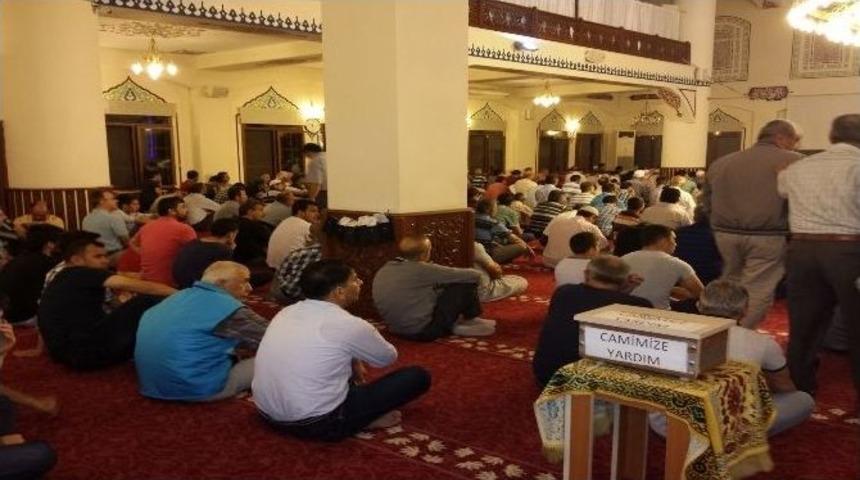 Emir Sultan Camisinde &Ouml;rnek Uygulama
