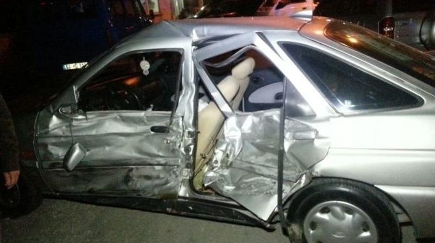 Sakarya&rsquo;da Trafik Kazası: 1&rsquo;i Bebek Toplam 4 Yaralı