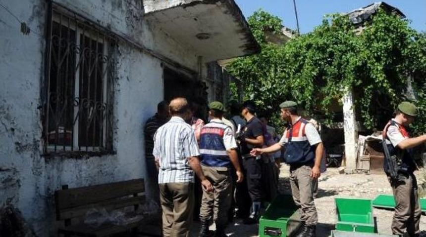 Annesini Odaya Kilitledi, Hamile Ablası Ve 2 Yeğenini &Ouml;ld&uuml;rd&uuml;