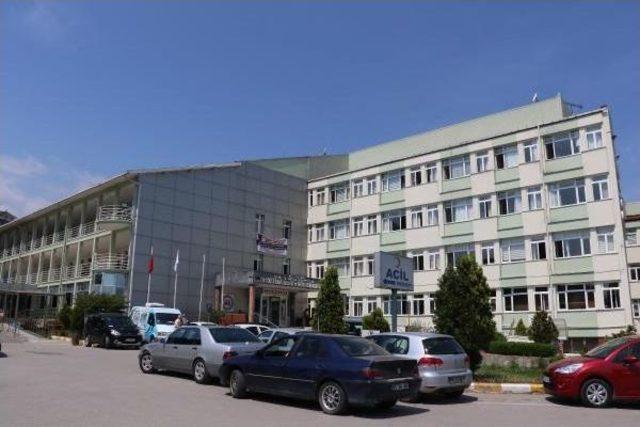 Silahlı Saldırıda Ölen Doktorun Adı Hastaneye Ve Sokağa Verildi