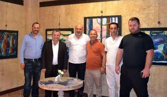 Dekan Eker’den İstanbul’da “zarf Ve Mazruf” Sergisi