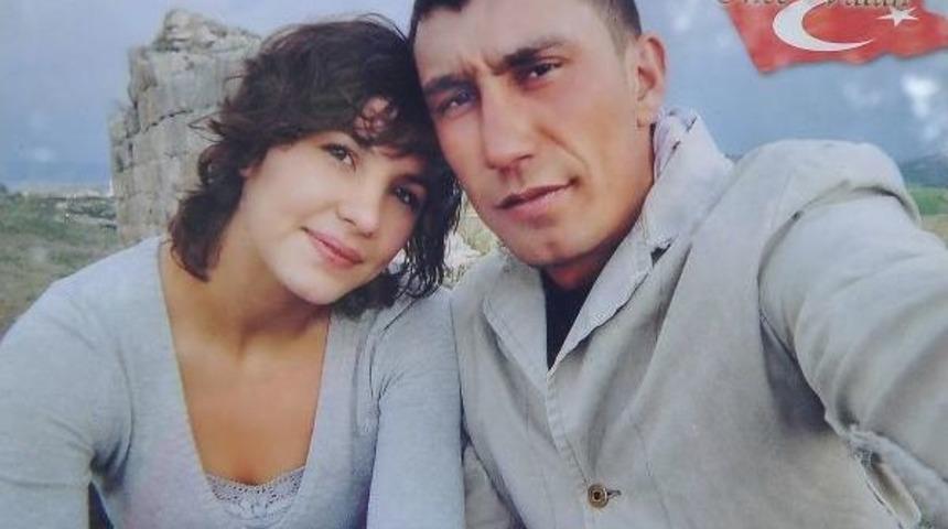 Osmaniye'ye Gelen Hollandalı Bernadette Şehit Nişanlısının Mezarını Ziyaret Etti