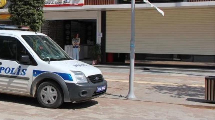 Kuyumcuda 'eski Nişanlı' Paniği