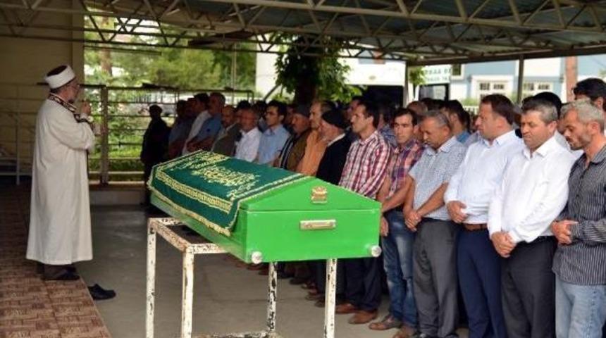 Kelkit &Ccedil;ayı'nda Boğulan Ali Emre Toprağa Verildi