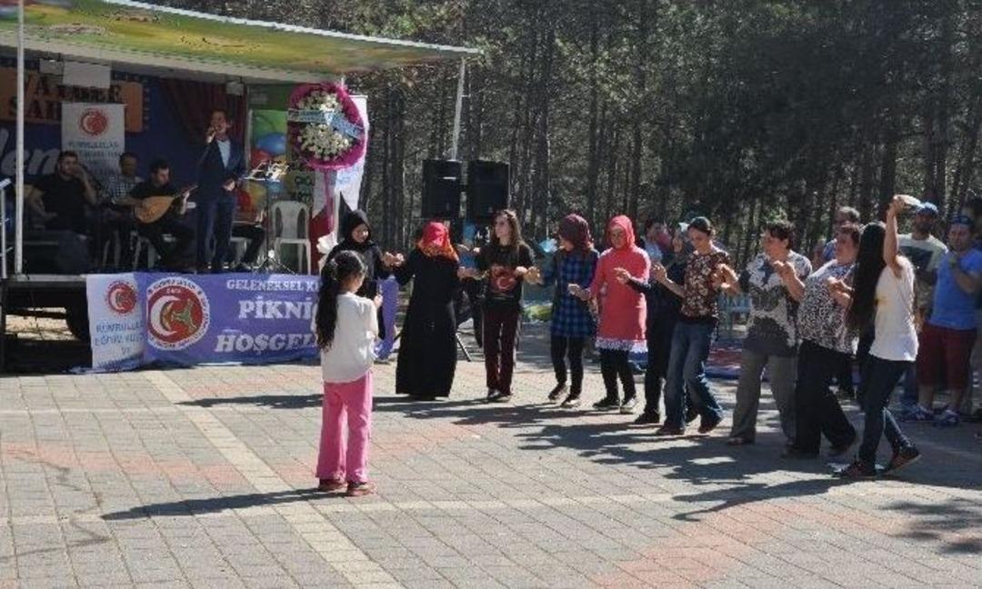 Asırlık &Ccedil;ınar Ağa Oldu