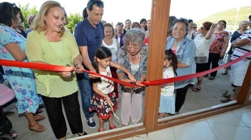 Amat&ouml;r Ressamların Eserleri Yeni Fo&ccedil;a&rsquo;da Sergilendi