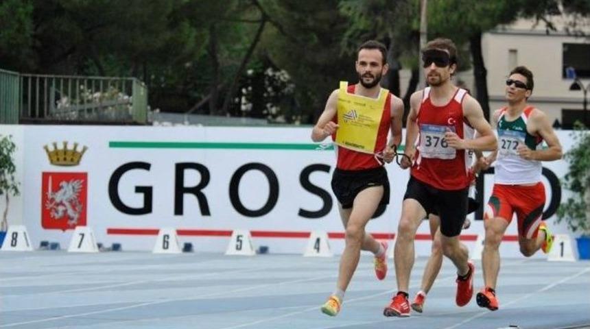 G&ouml;rme Engelli Atletlerden Madalya Yağmuru