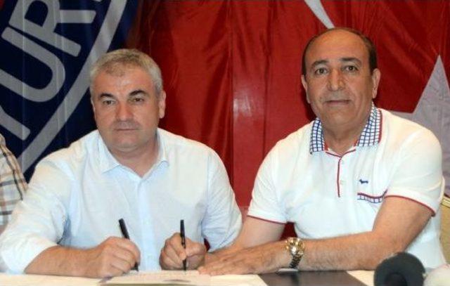 Mersin İdmanyurdu Çalımbay Ile Sözleşme Yeniledi 3