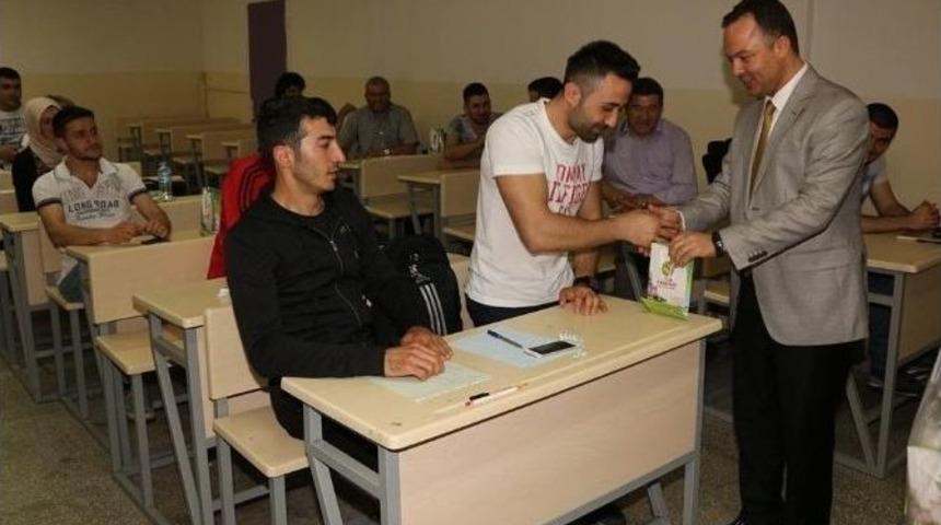 Muay Thai Antren&ouml;rl&uuml;k Kursu Manisa&rsquo;da Başladı