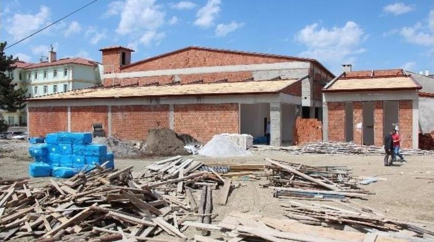 &Ccedil;ocuk Oyun K&uuml;t&uuml;phanesinde &Ccedil;alışmalar S&uuml;r&uuml;yor