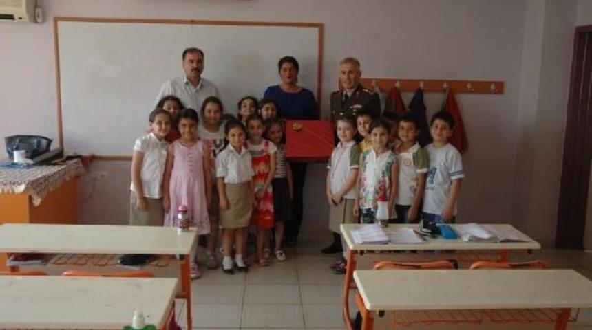 Orgeneral &Ouml;zel, Ge&ccedil;miş Olsun Mektubuna Satran&ccedil; Takımıyla Teşekk&uuml;r Etti