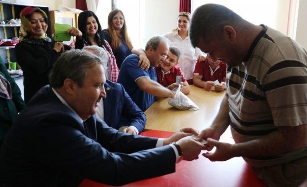 &Ouml;zel &Ccedil;ocukların Emekleri Karşılıksız Kalmadı