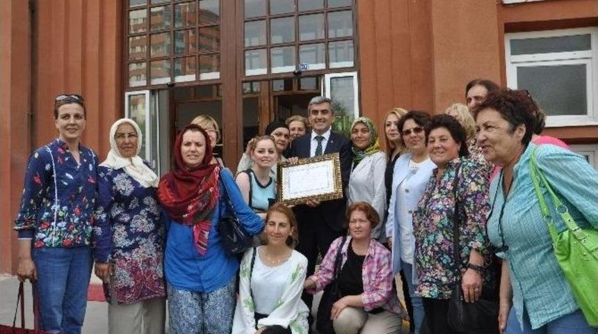 Giresun&rsquo;da Chp&rsquo;li Ve Mhp&rsquo;li Milletvekilleri Mazbatalarını Aldılar