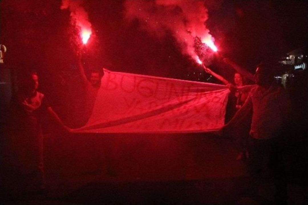 İki Mutluluğu Birlikte Yaşadılar