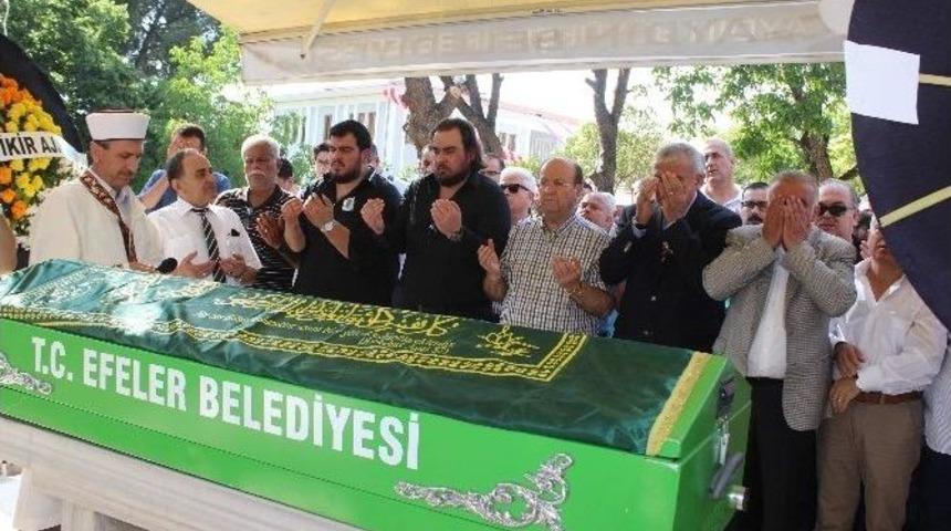 Mustafa Kozacıoğlu Son Yolculuğuna Uğurlandı