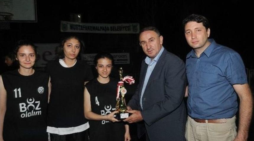 Tatlıtop&rsquo;ta Kupalar Sahiplerini Buldu