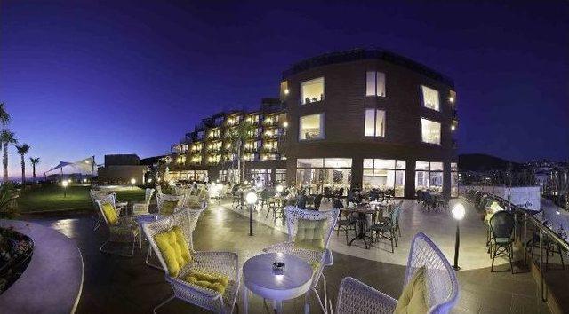 Kuşadası&rsquo;na Fark Oluşturan Yeni 5 Yıldızlı Otel 1