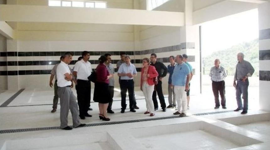 Kumyaka Zeytin Tesisine Br&uuml;ksel&rsquo;den Ziyaret