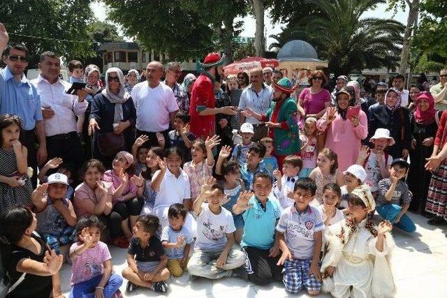 Eyüp’te Ramazan Ayında Çocuklar Unutulmadı