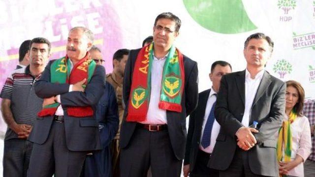 Hdp'li Erdoğmuş: Mikrofonu Ele Geçirip, 'bomba Var' Deselerdi, Binlerce Insan Kırımdan Geçecekti