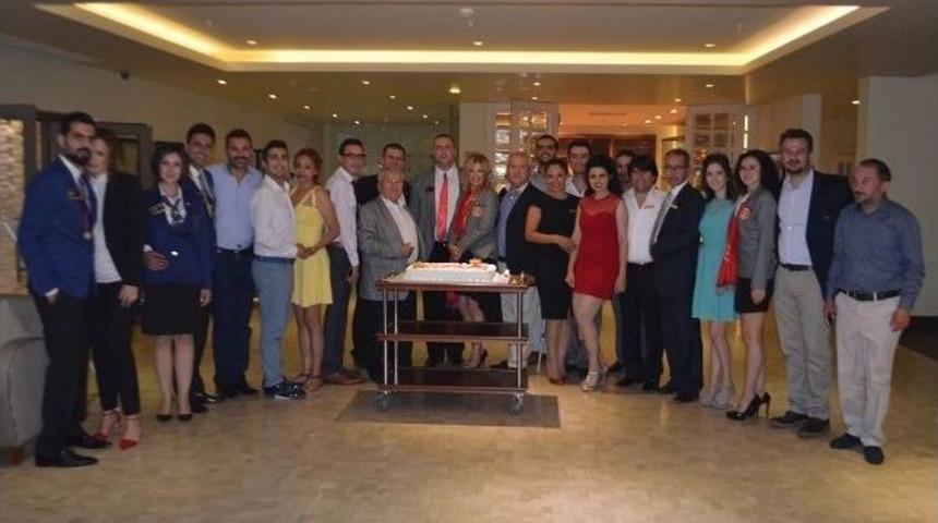 Didim&rsquo;de Rotary Ve Rotaractlarda Devir Teslim T&ouml;reni Yapıldı