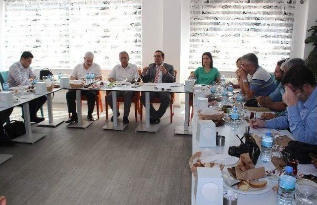 Ayso Son İki Yıllık Faaliyetlerini Değerlendirdi 1