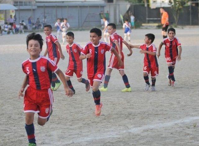 Toprak Sahada Gümüşordu Ve Göztepe Şampiyonluğa Ulaştı 2