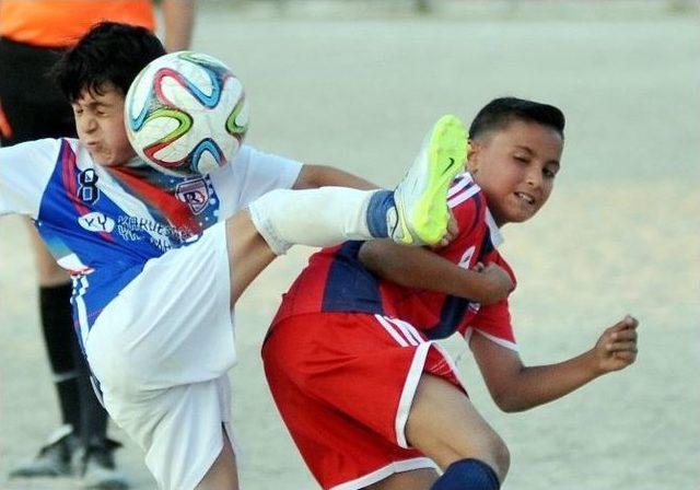 Toprak Sahada Gümüşordu Ve Göztepe Şampiyonluğa Ulaştı 3