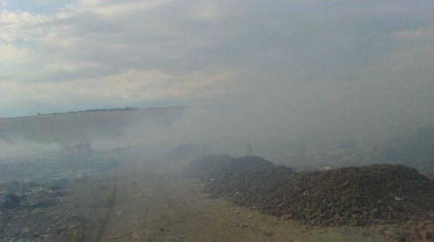 &Ccedil;&ouml;ğl&uuml;k Alanında Yangın &Ccedil;ıktı