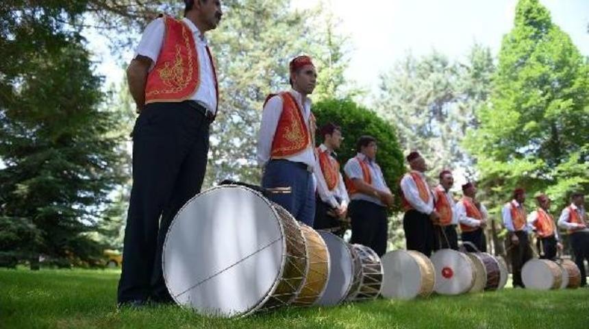Ramazan Davulcuları Eğitildi