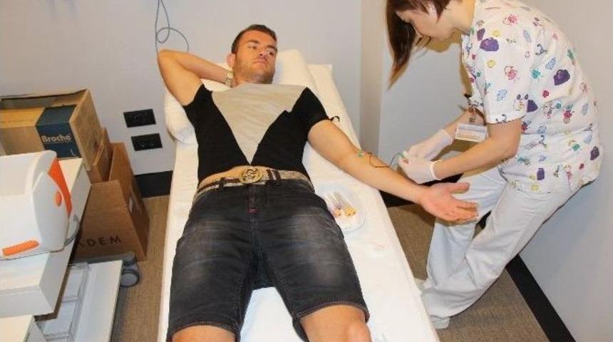 İstanbul Başakşehir&rsquo;in Yeni Transferi Sağlık Kontrol&uuml;nden Ge&ccedil;ti