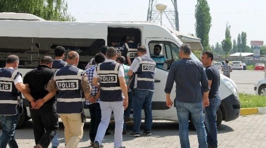 Iğdır&rsquo;da Fuhuş Ve G&ouml;&ccedil;men Ka&ccedil;ak&ccedil;ılığı Operasyonu: 2 Tutuklama