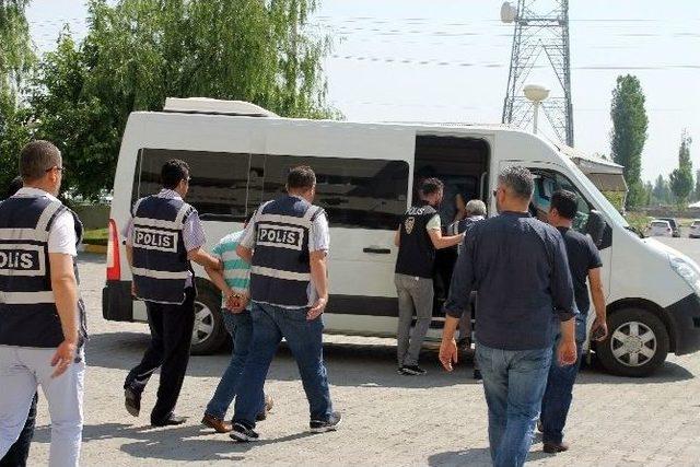 Iğdır’da Fuhuş Ve Göçmen Kaçakçılığı Operasyonu: 2 Tutuklama