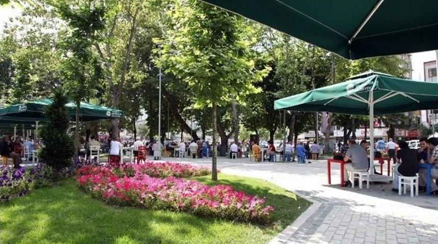 Şemsiyeli Park&rsquo;a Yaz Geldi