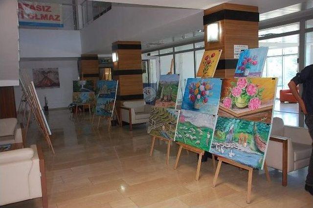 Demirci Ustalığından Ressam Olan Sefer İpek, İlk Sergisini A&ccedil;tı 1