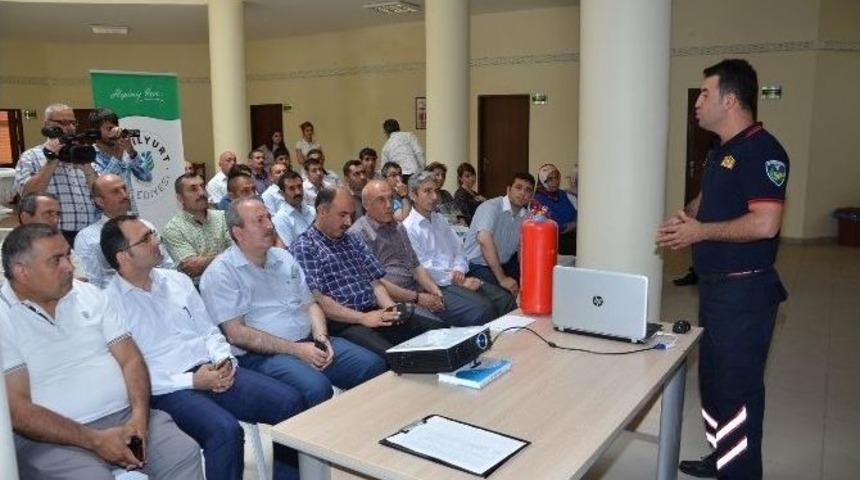 Yangın Tatbikatı Eğitimi Ve Uygulaması Yapıldı