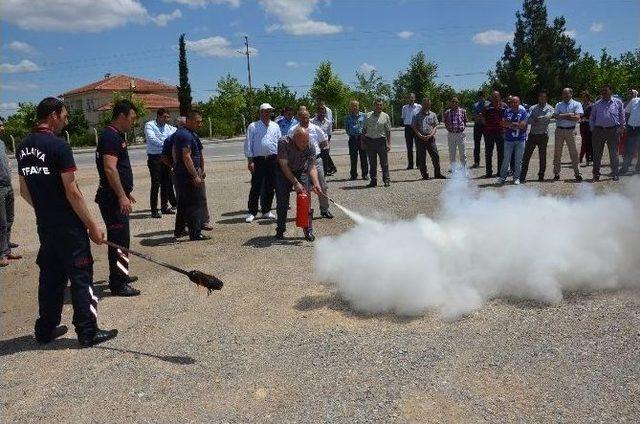 Yangın Tatbikatı Eğitimi Ve Uygulaması Yapıldı