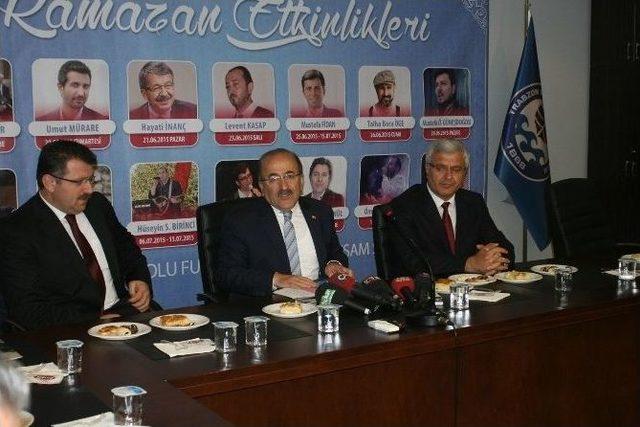 Trabzon Büyükşehir Belediye Başkanı Gümrükçüoğlu Basın Toplantısı Düzenledi